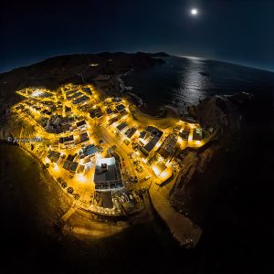 La Isleta del Moro semiesfera nocturna
